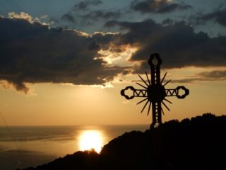 %ce%b5%ce%bb%ce%bb%ce%b1%ce%b4%ce%b1-%ce%b8%cf%81%ce%b7%cf%83%ce%ba%ce%b5%ce%b9%ce%b1